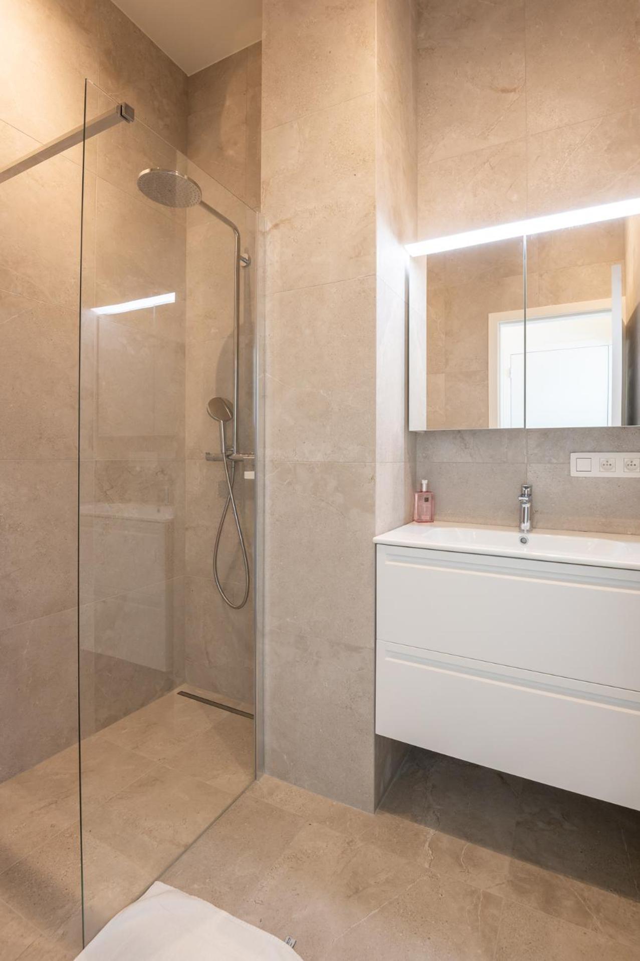 Beautiful Renovated Apartment In An Authentic Building Ostende Exteriér fotografie