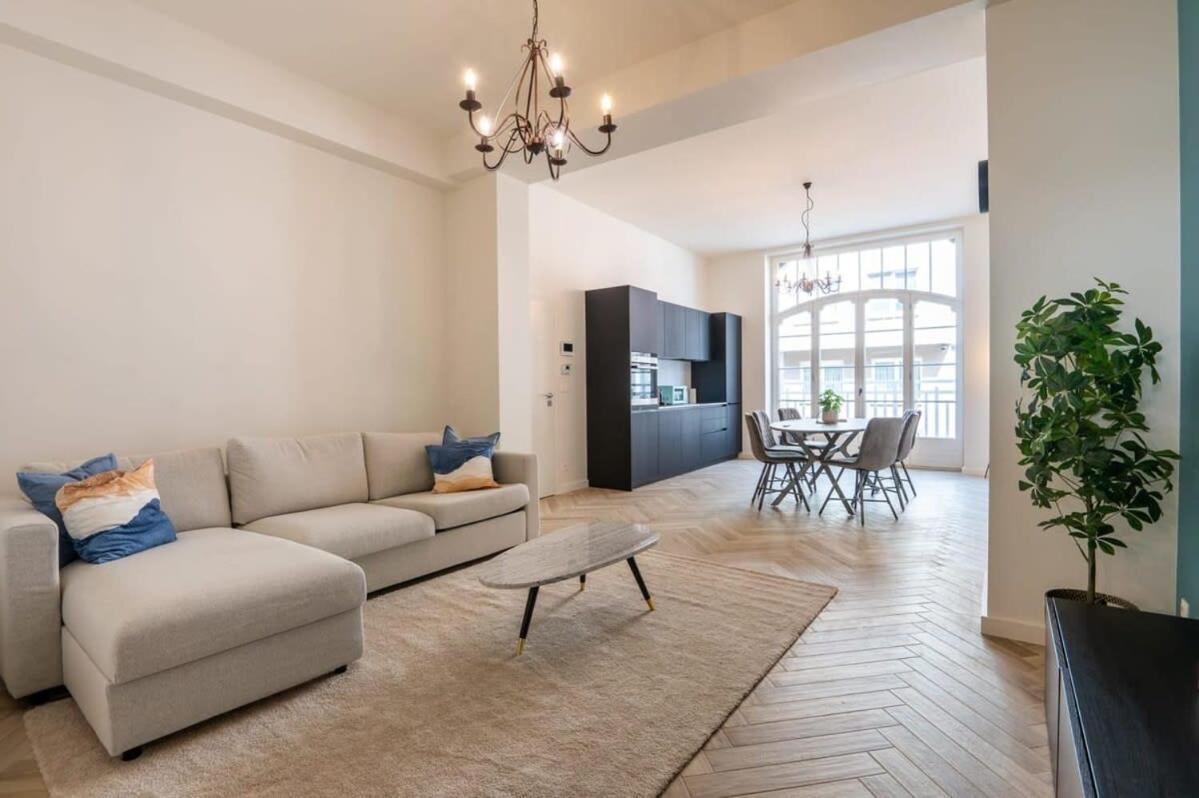 Beautiful Renovated Apartment In An Authentic Building Ostende Exteriér fotografie